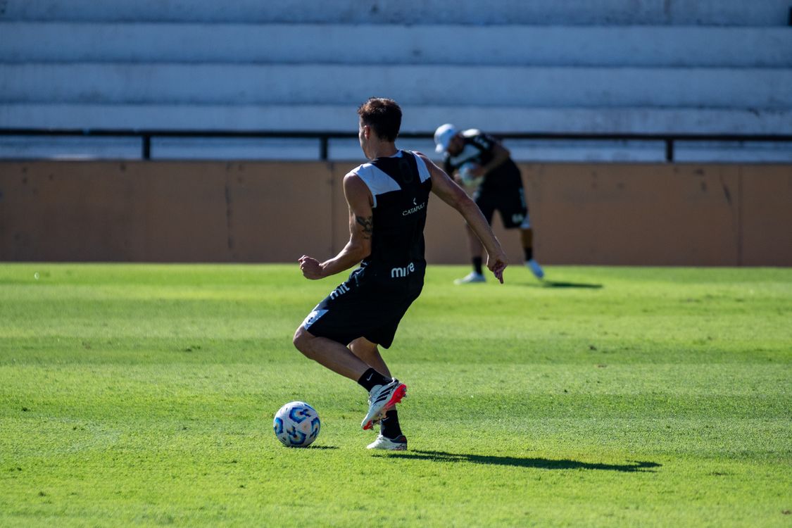 genç futbolcularda ekran süresi ve uyku